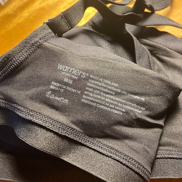 **Warner's** Blissful Benefits Underarm-Smoothing with Seamless Stretch Wire… - Picture 4 of 5